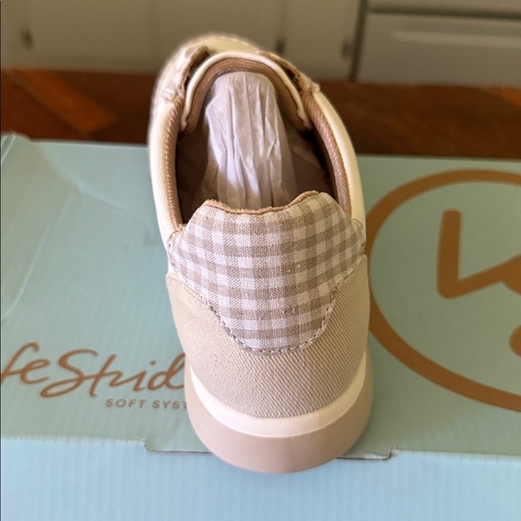 Lifestride Horizon Sneakers - Picture 11 of 11